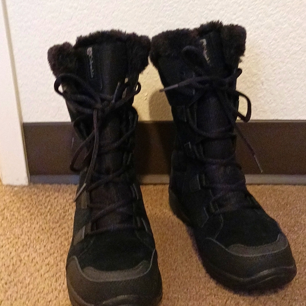 Columbia Ice Madden II lace up boots
